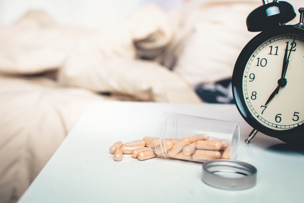sleeping pills on bedside table - Can you overdose on sleeping pills
